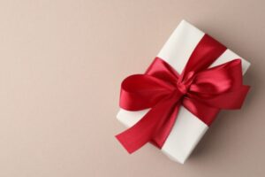 C’est l’histoire d’une société qui additionne les cadeaux clients pour diminuer ses impôts…