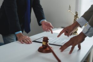 Cautionnement proportionnel aux revenus : prise en compte des indemnités kilométriques ?