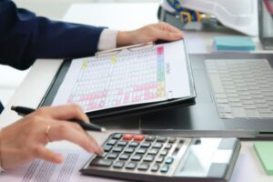 Approbation et dépôt des comptes annuels d’une SAS : attention aux délais