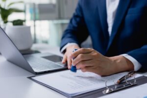 C’est l’histoire d’un entrepreneur pour qui, avant l’heure, ce n’est pas l’heure…